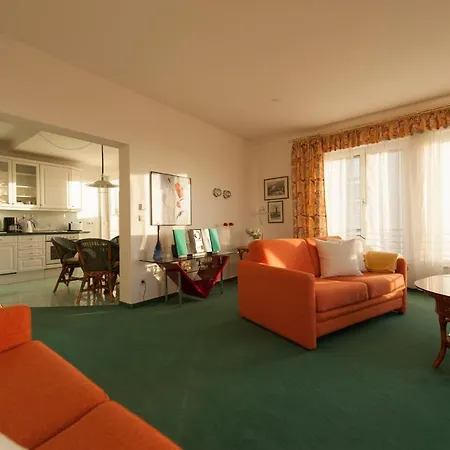Villa Meerblick Warnemuende - Ferienwohnung Mit Meerblick In Erster Reihe Zum Strand Und Promenade Rostock Exterior photo