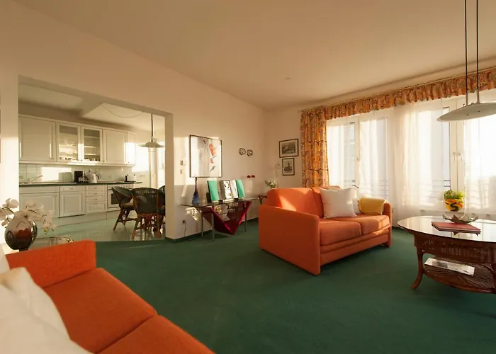 Villa Meerblick Warnemuende - Ferienwohnung Mit Meerblick In Erster Reihe Zum Strand Und Promenade
