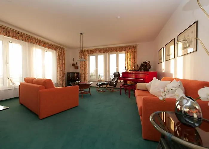 Villa Meerblick Warnemuende - Ferienwohnung Mit Meerblick In Erster Reihe Zum Strand Und Promenade